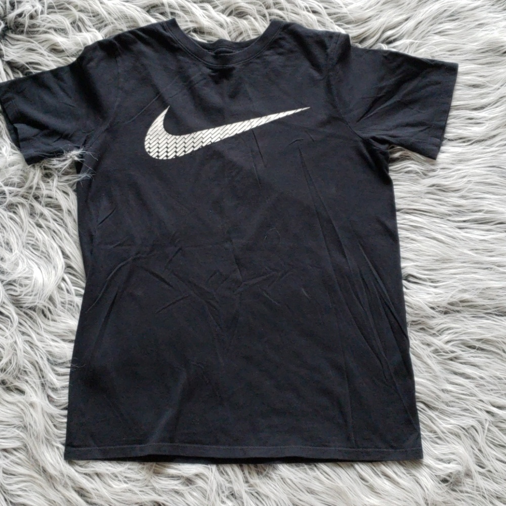 Boy's XL Nike Tee
